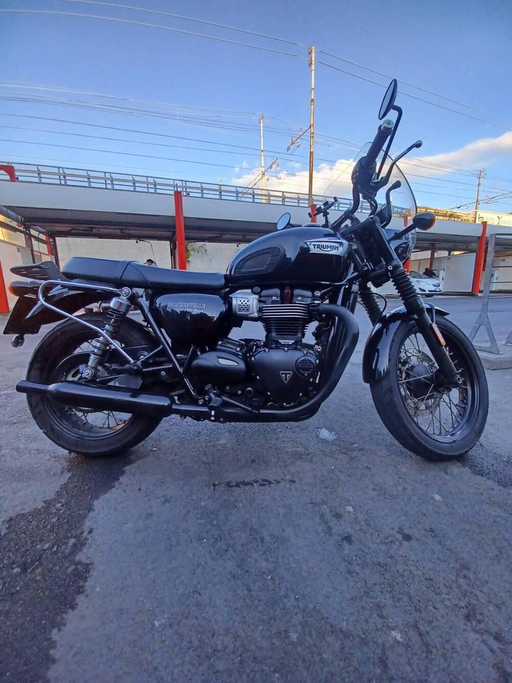 Triumph Bonneville T100 Black (2017 - 20) (3)