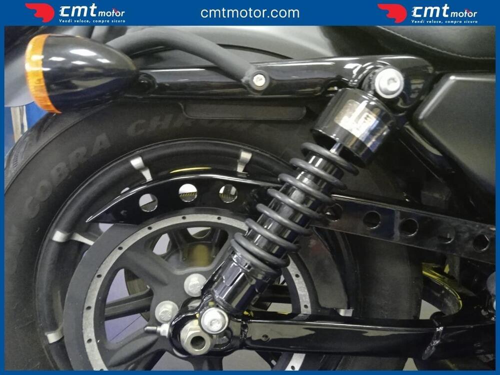 Harley-Davidson 883 Iron (2017 - 20) - XL 883N (7)