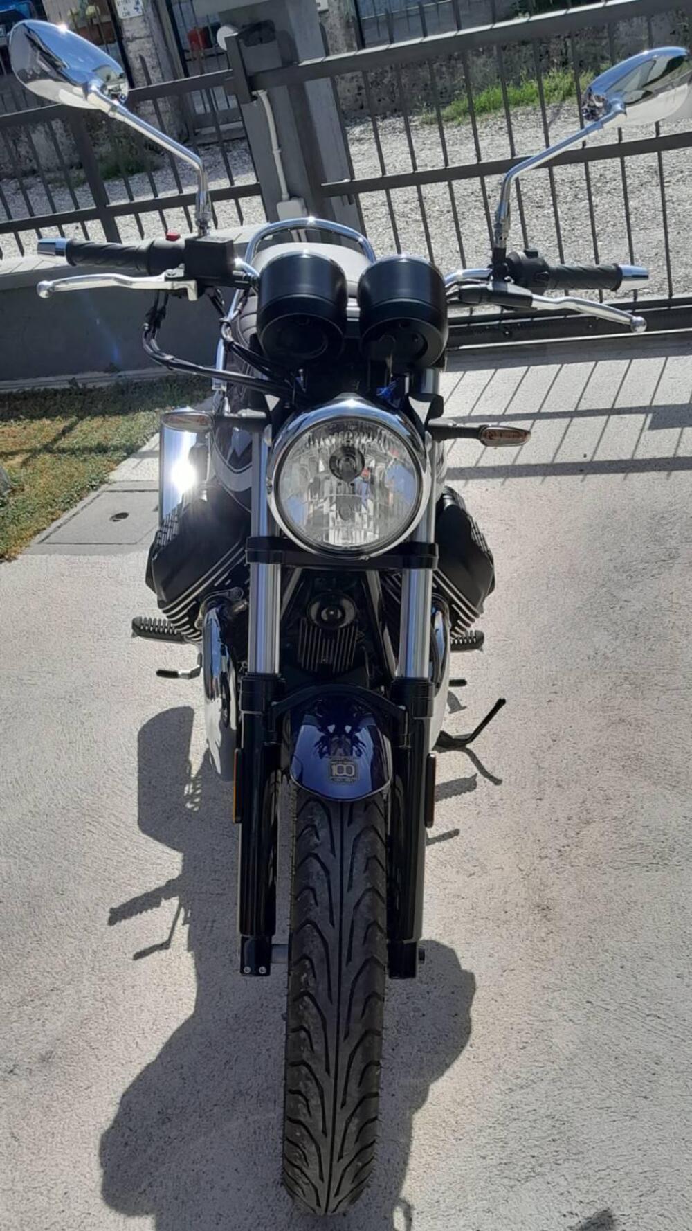 Moto Guzzi V7 Special (2021 - 24) (3)