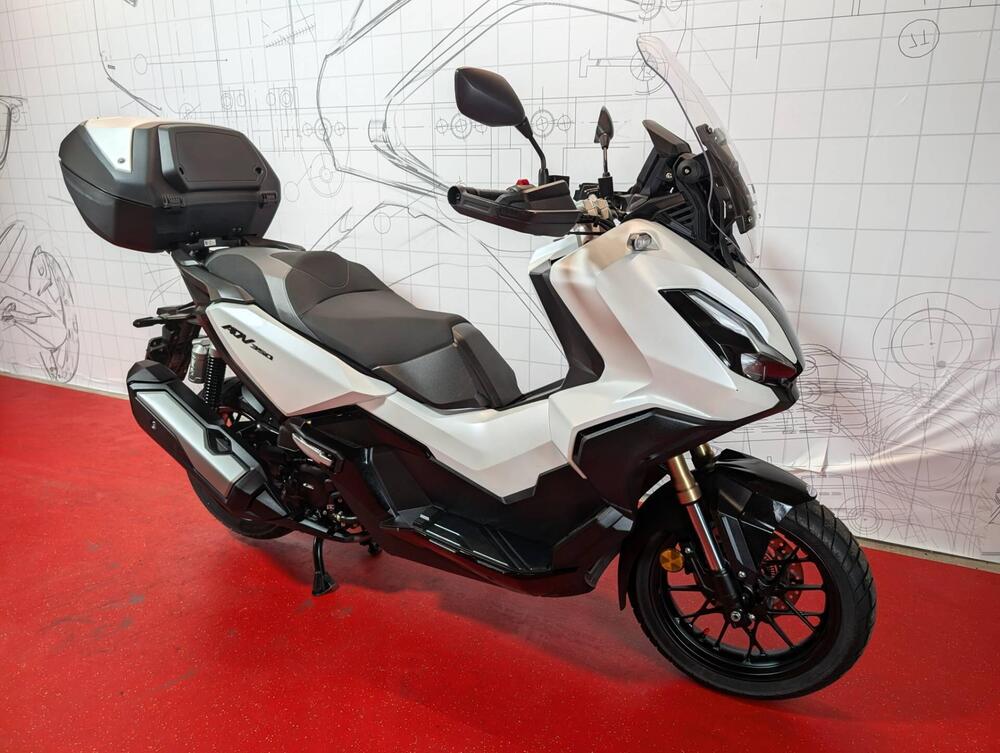 Honda ADV 350 (2022 - 24) (2)