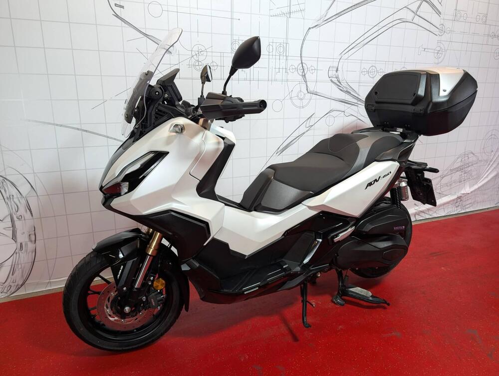 Honda ADV 350 (2022 - 24) (6)