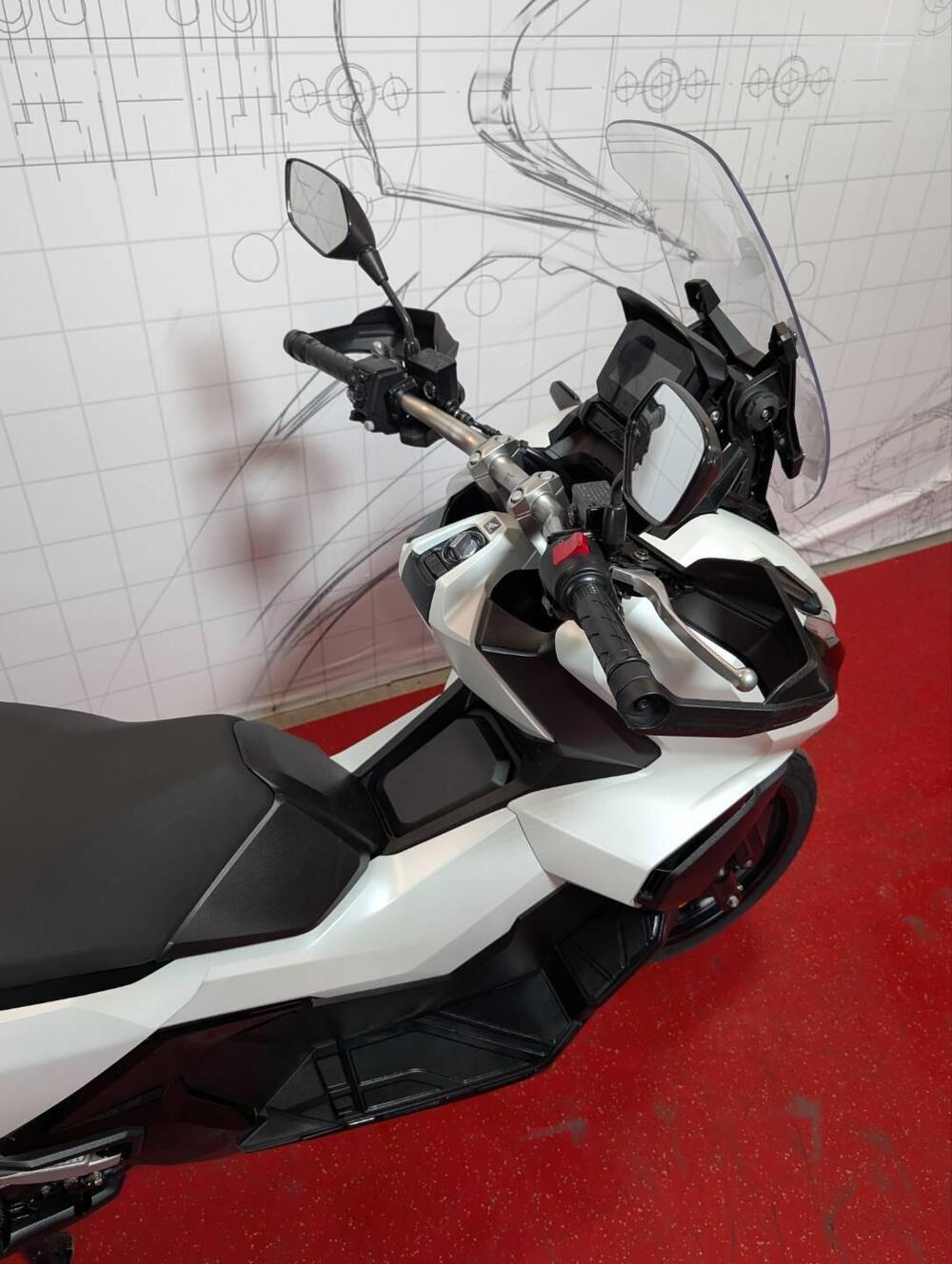Honda ADV 350 (2022 - 24) (14)