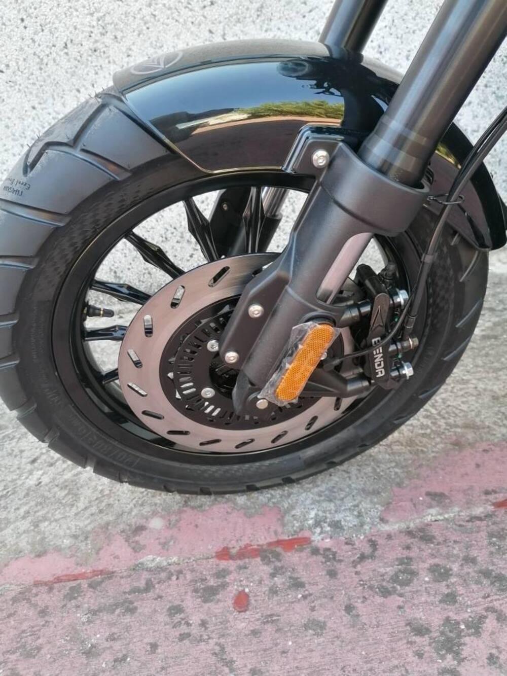 Keeway Motor V302 C (2022 - 25) (3)