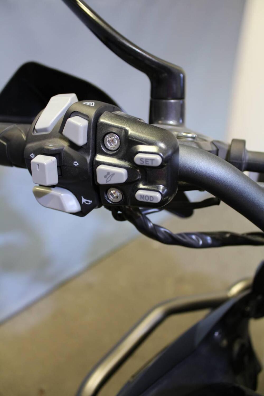 Zontes ZT350-T1 (2022 - 25) (8)