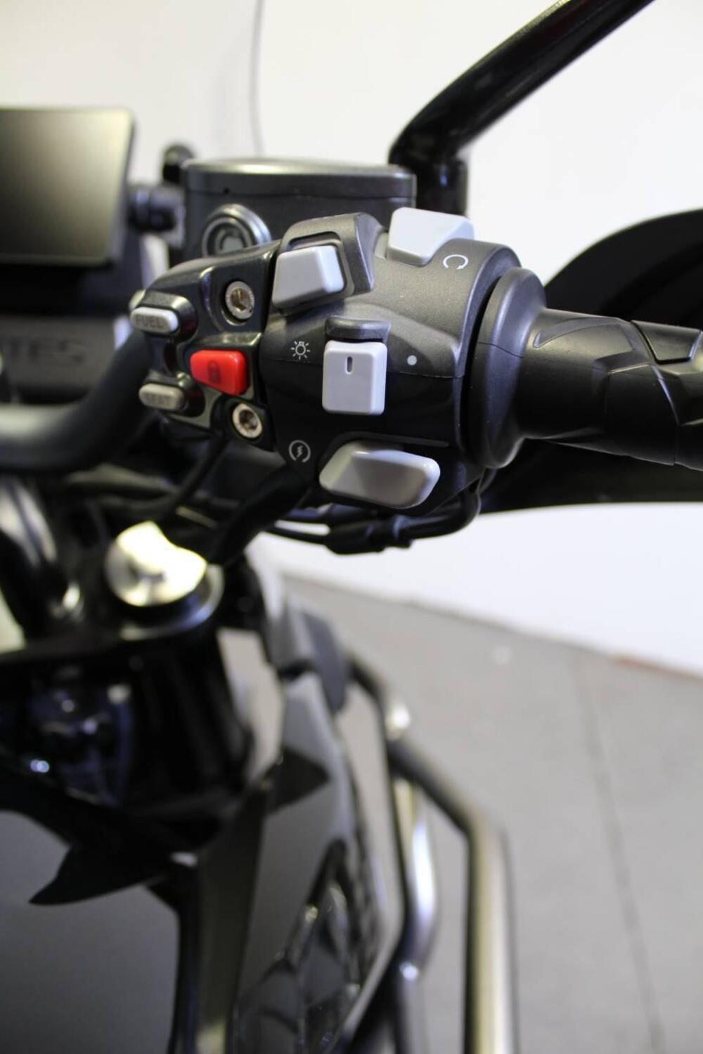 Zontes ZT350-T1 (2022 - 25) (9)