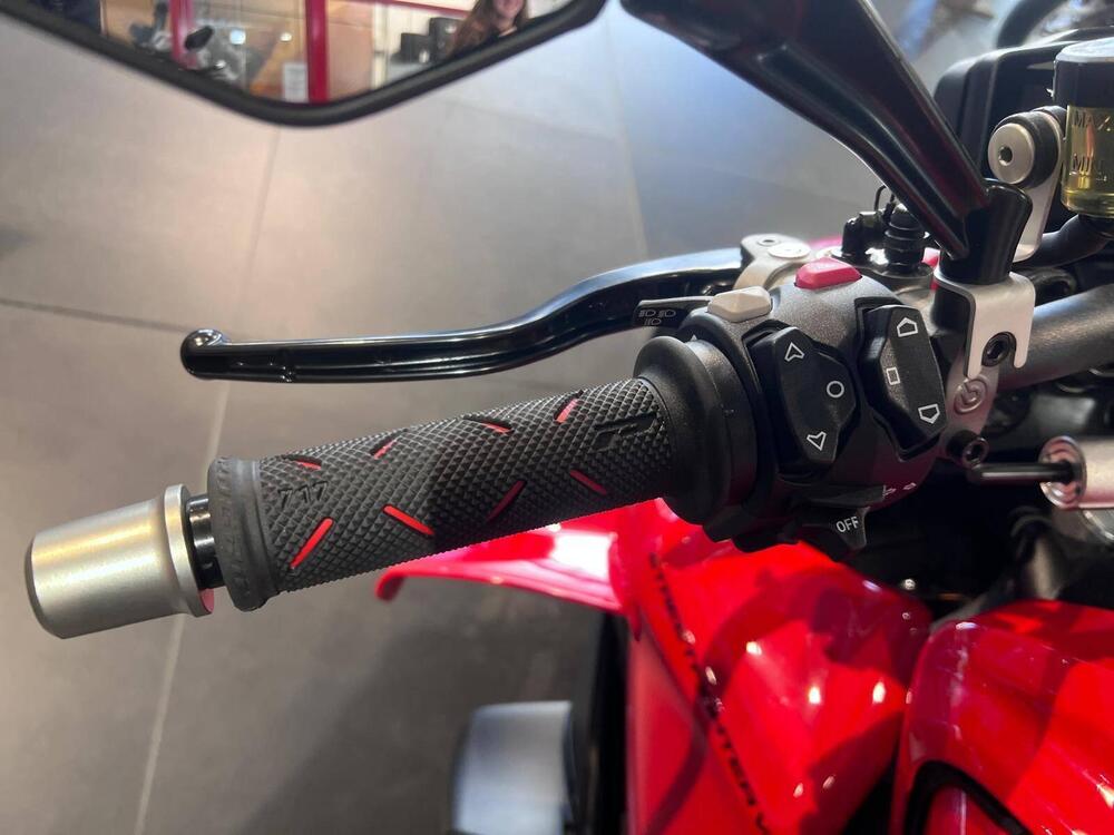 Ducati Streetfighter V4 (2025 - 26) (7)