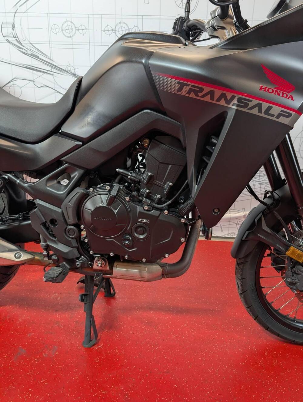 Honda Transalp XL750 (2023 - 24) (12)