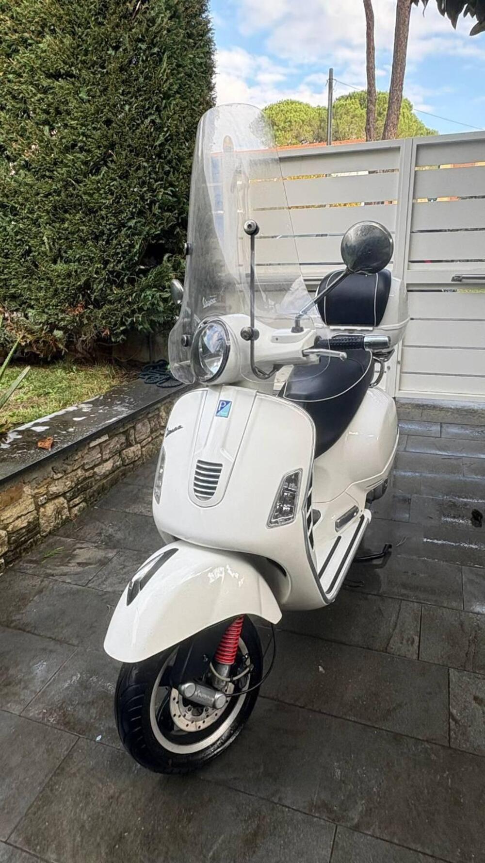 Vespa GTS 300 Super (2008 - 16)