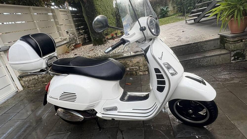Vespa GTS 300 Super (2008 - 16) (4)
