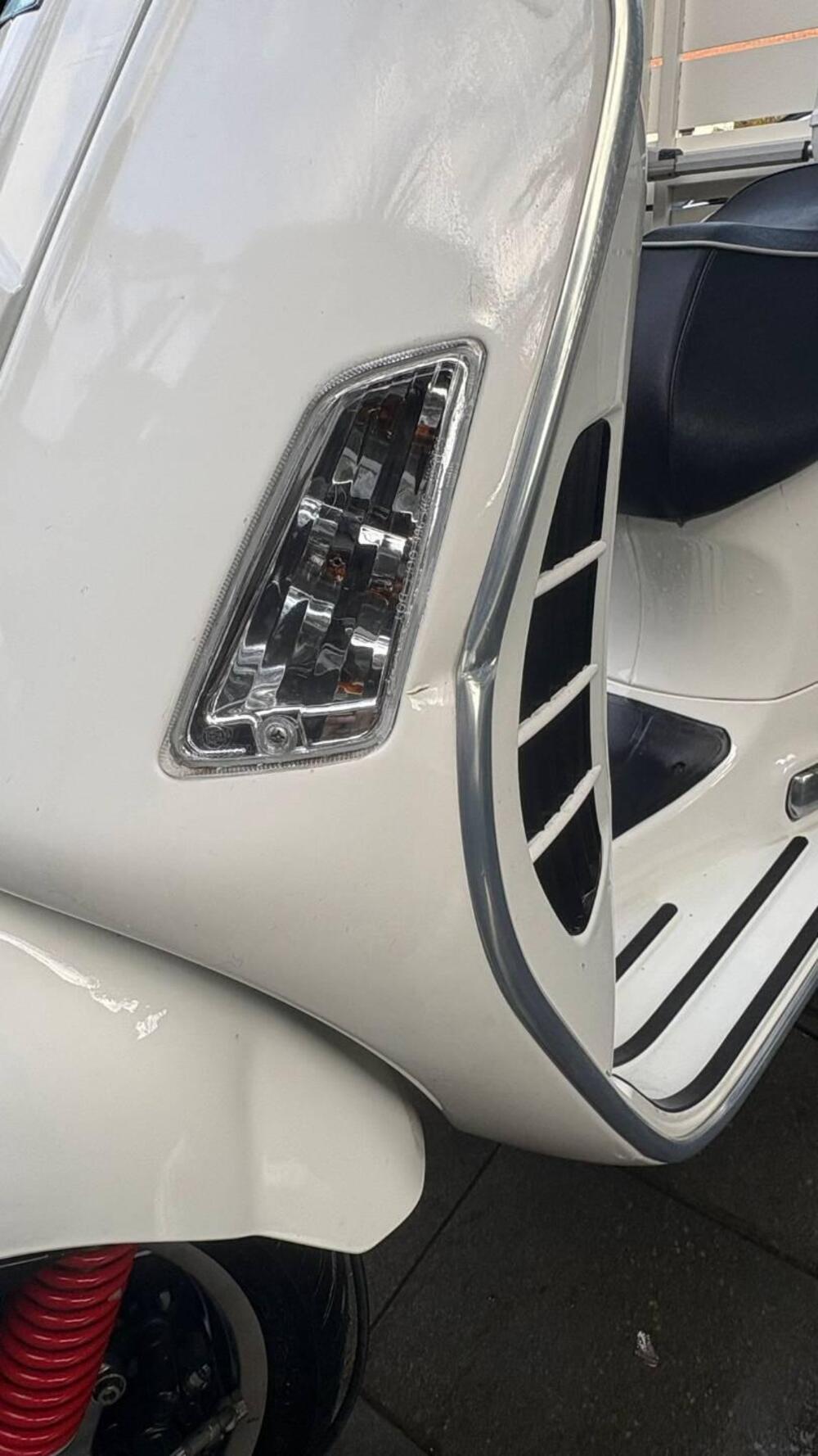 Vespa GTS 300 Super (2008 - 16) (8)