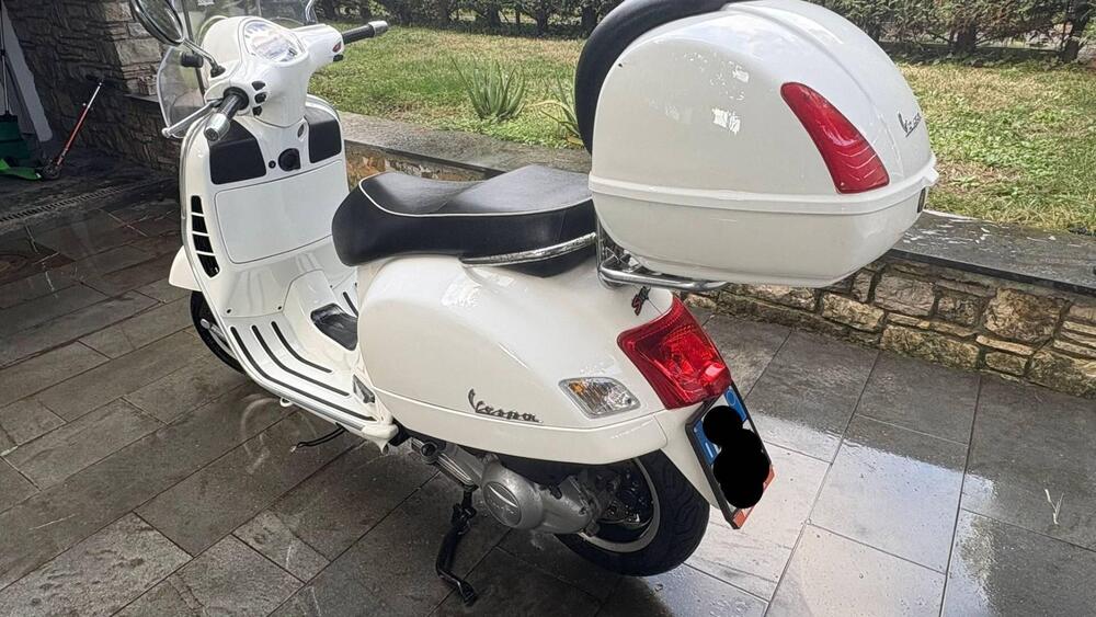 Vespa GTS 300 Super (2008 - 16) (12)