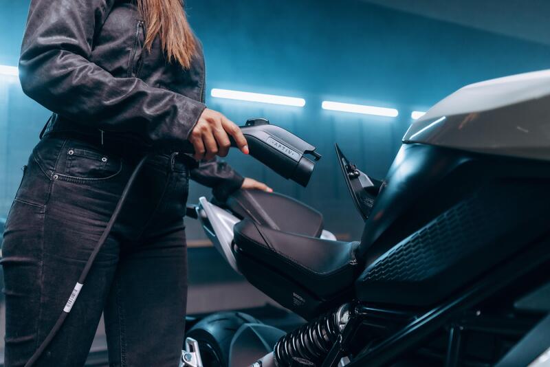 Incentivi moto elettriche 2026: le tre novit&agrave; che cambiano tutto (e l'ultima chiamata)