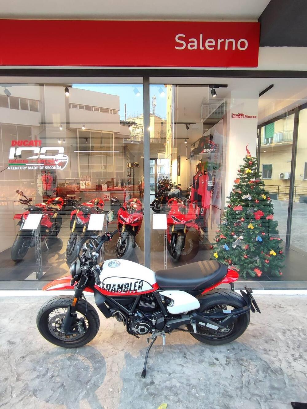 Ducati Scrambler 800 Urban Motard (2022) (2)