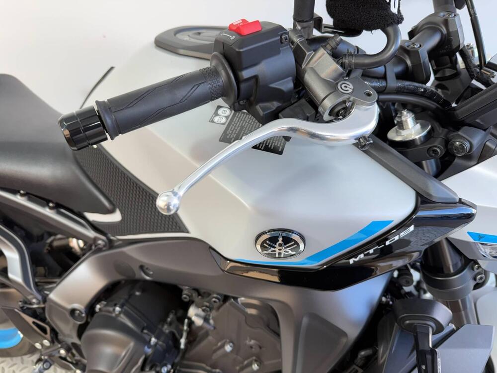 Yamaha MT-09 (2024 - 25) (2)