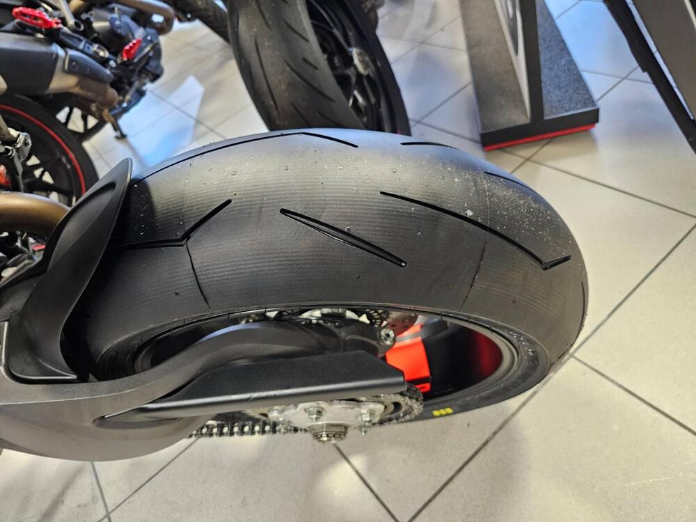Ducati Hypermotard 950 SP (2022 - 25) (8)