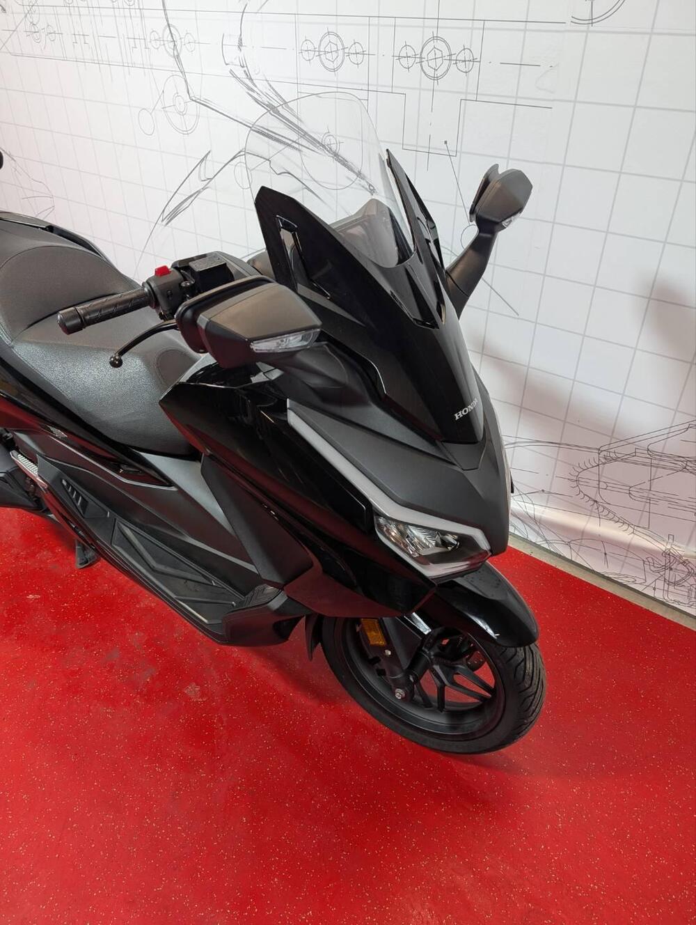 Honda Forza 350 (2022 - 24) (15)