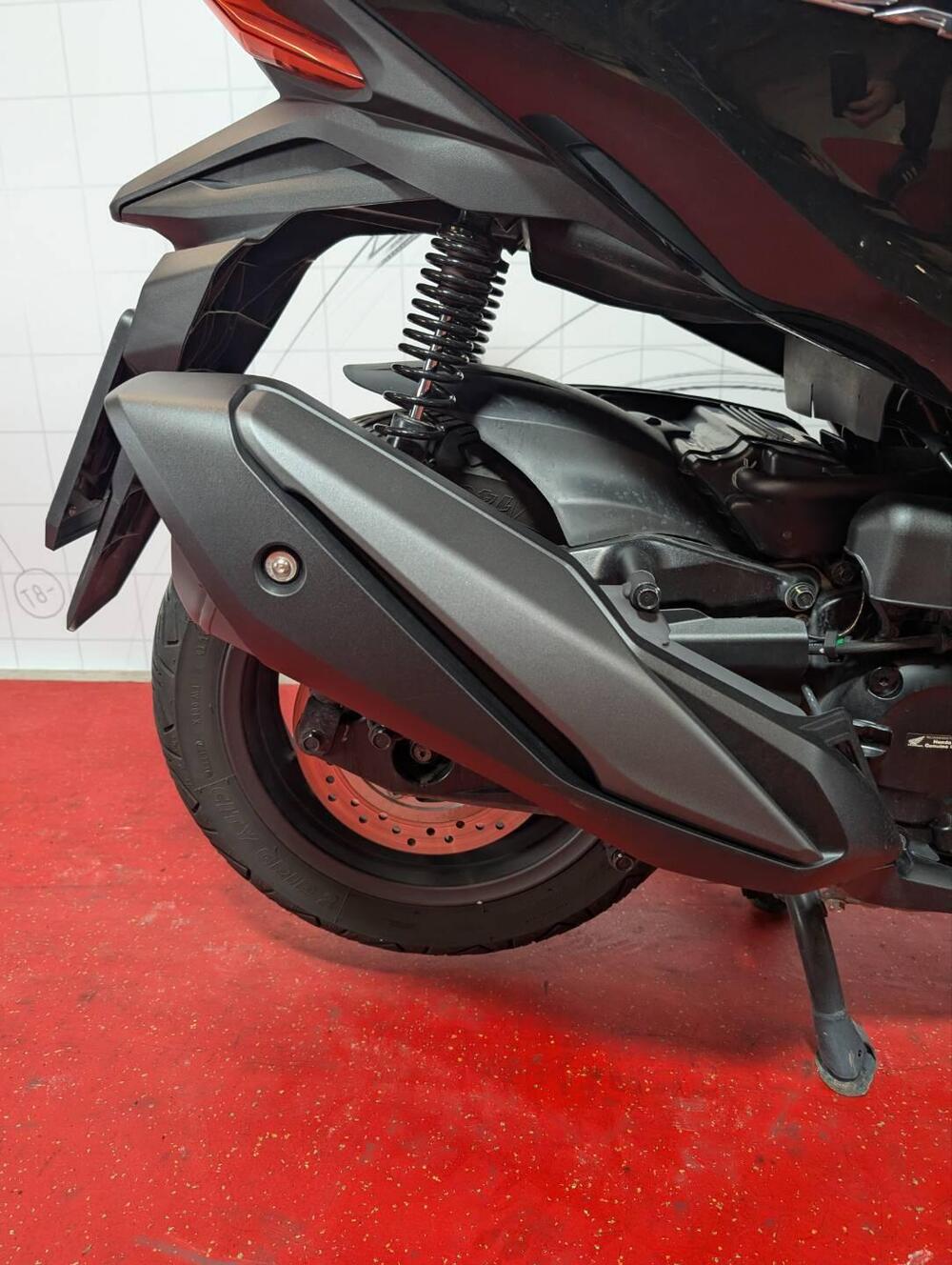 Honda Forza 350 (2022 - 24) (11)