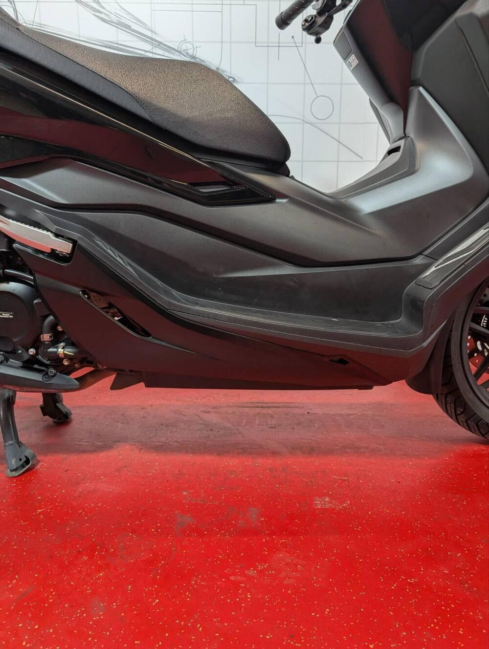 Honda Forza 350 (2022 - 24) (13)