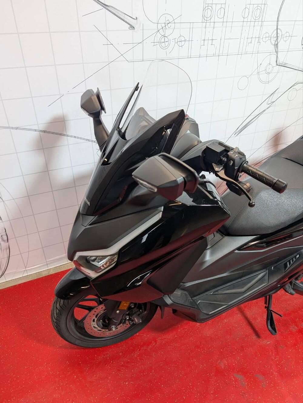 Honda Forza 350 (2022 - 24) (17)