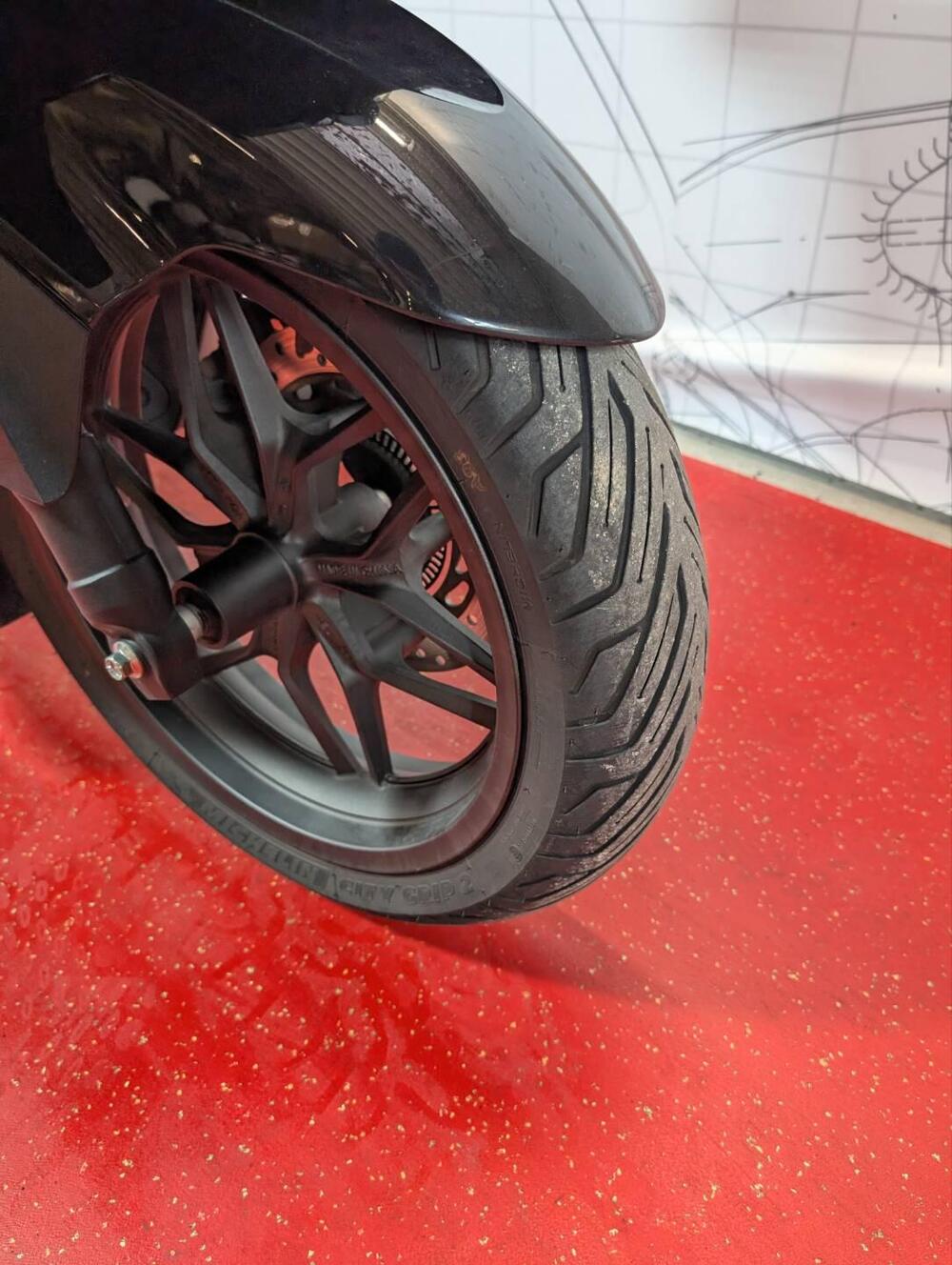 Honda Forza 350 (2022 - 24) (16)