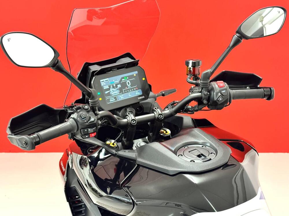 Yamaha Tracer 9 GT+ Y-AMT (2025) (17)