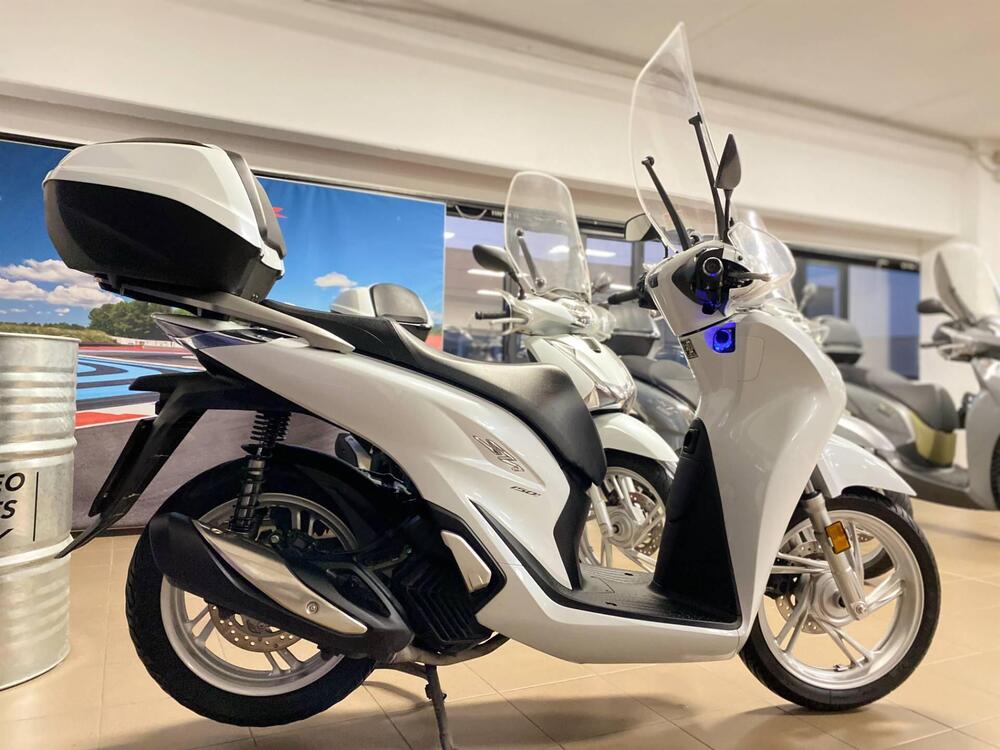 Honda SH 150i (2020 - 23) (2)