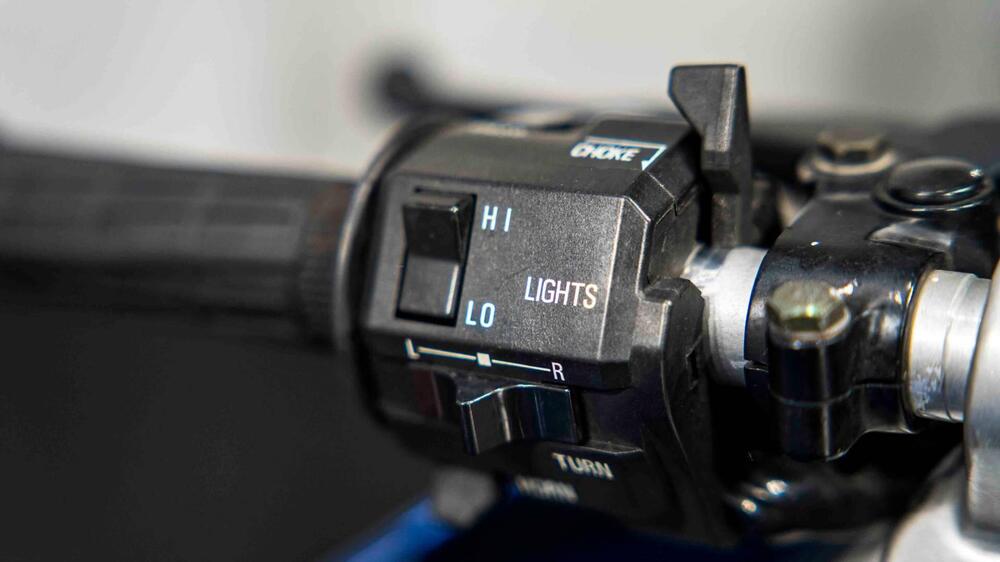 Kawasaki GPZ-R 600 (12)