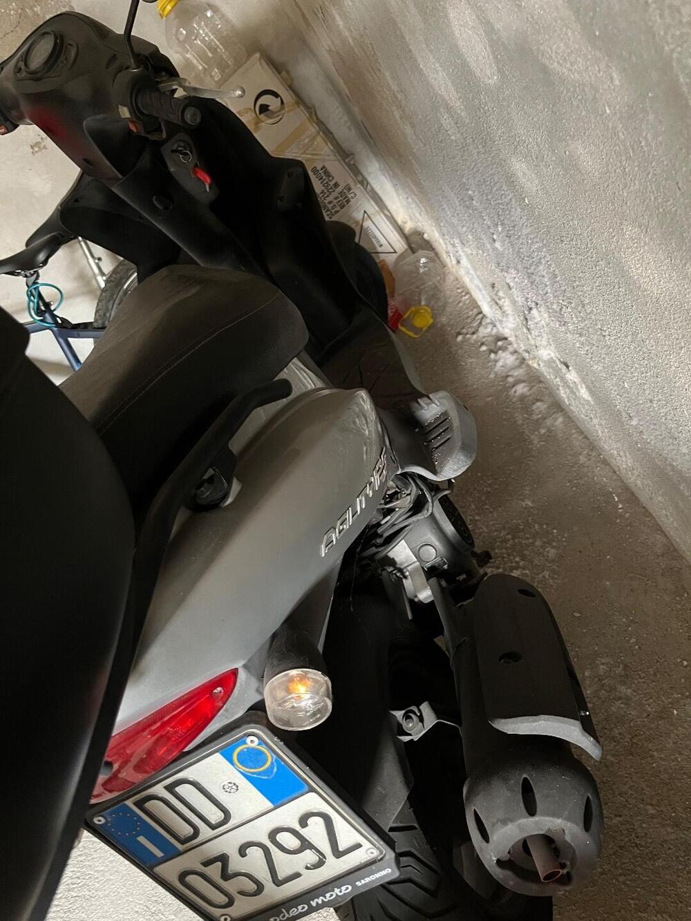 Kymco Agility 125 (2005 - 06) (3)