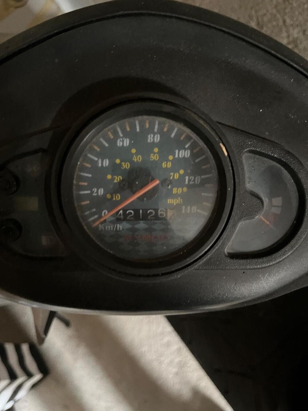 Kymco Agility 125 (2005 - 06) (5)