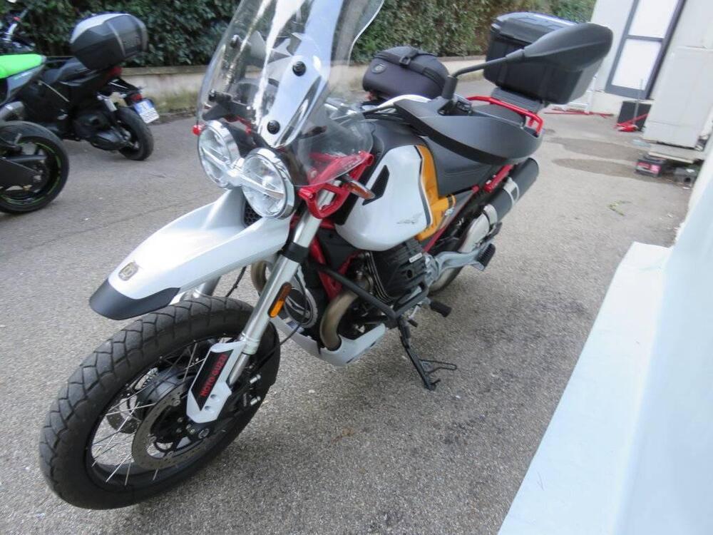 Moto Guzzi V85 TT Evocative Graphics (2021 - 23) (6)