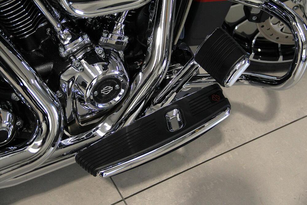 Harley-Davidson 117 Street Glide (2018 - 20) - FLHXSE (5)