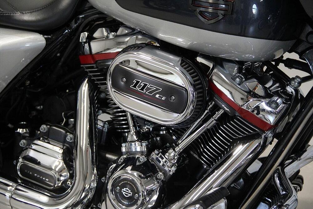 Harley-Davidson 117 Street Glide (2018 - 20) - FLHXSE (3)