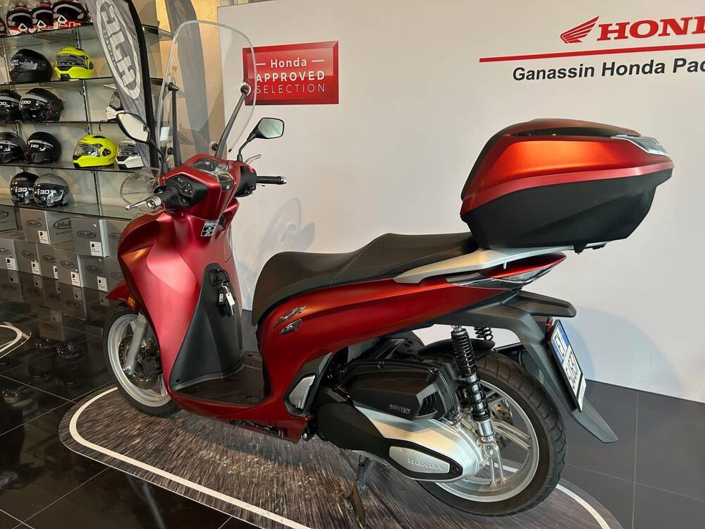 Honda SH 350 (2021 - 24) (6)