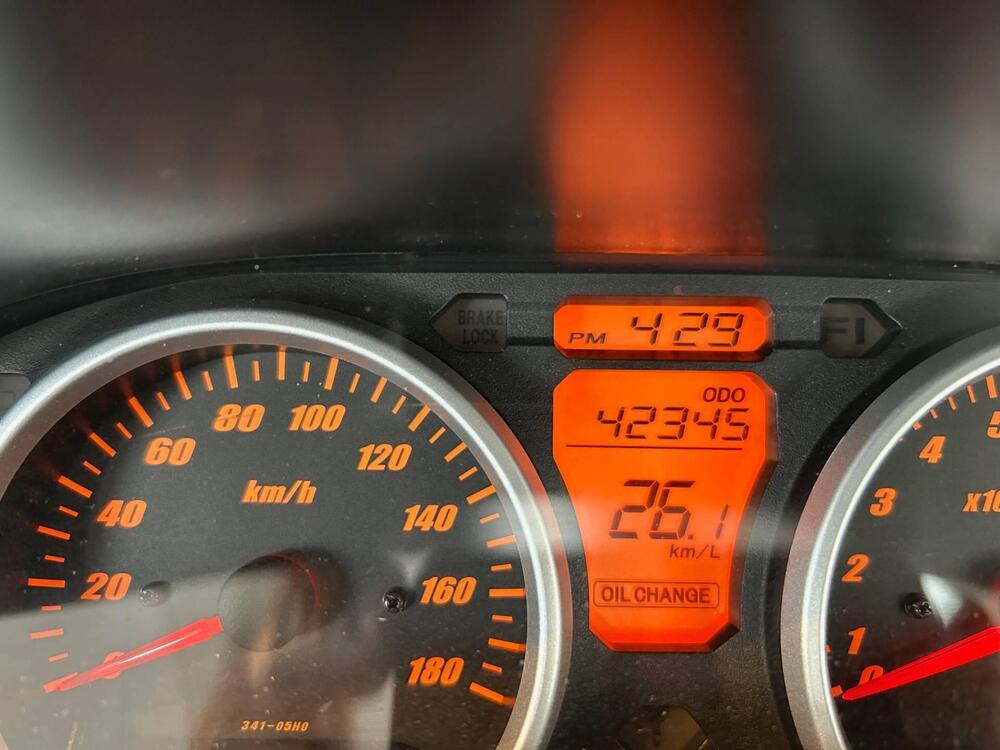 Suzuki Burgman AN 400 (2008 - 13) (7)