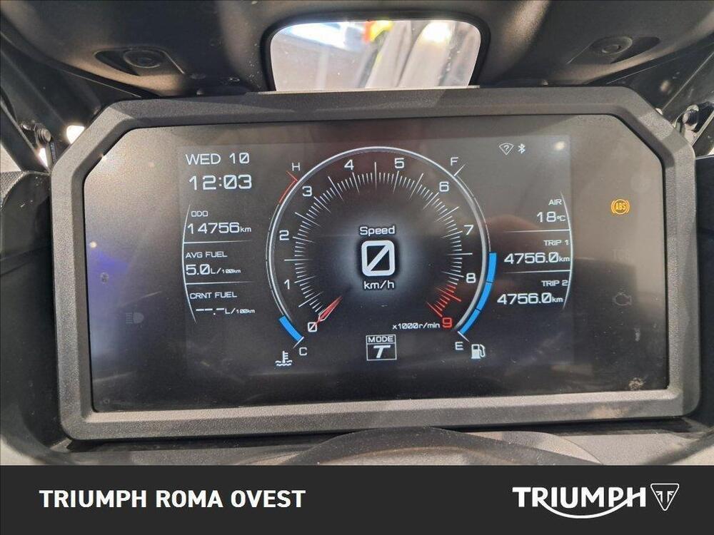 Yamaha T-Max 560 (2022 - 24) (12)