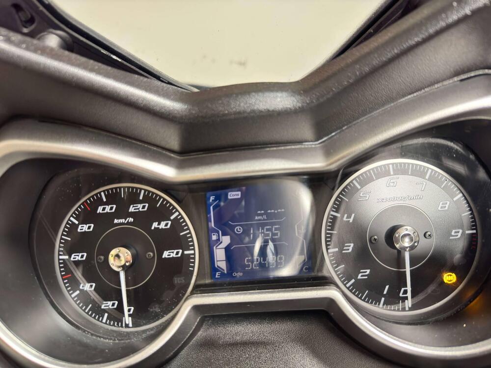 Yamaha X-Max 300 ABS (2017 - 20) (5)