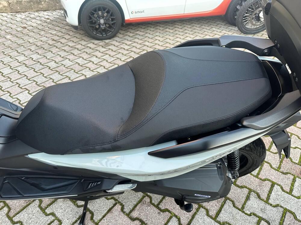 Honda Forza 350 Deluxe (2022 - 24) (8)