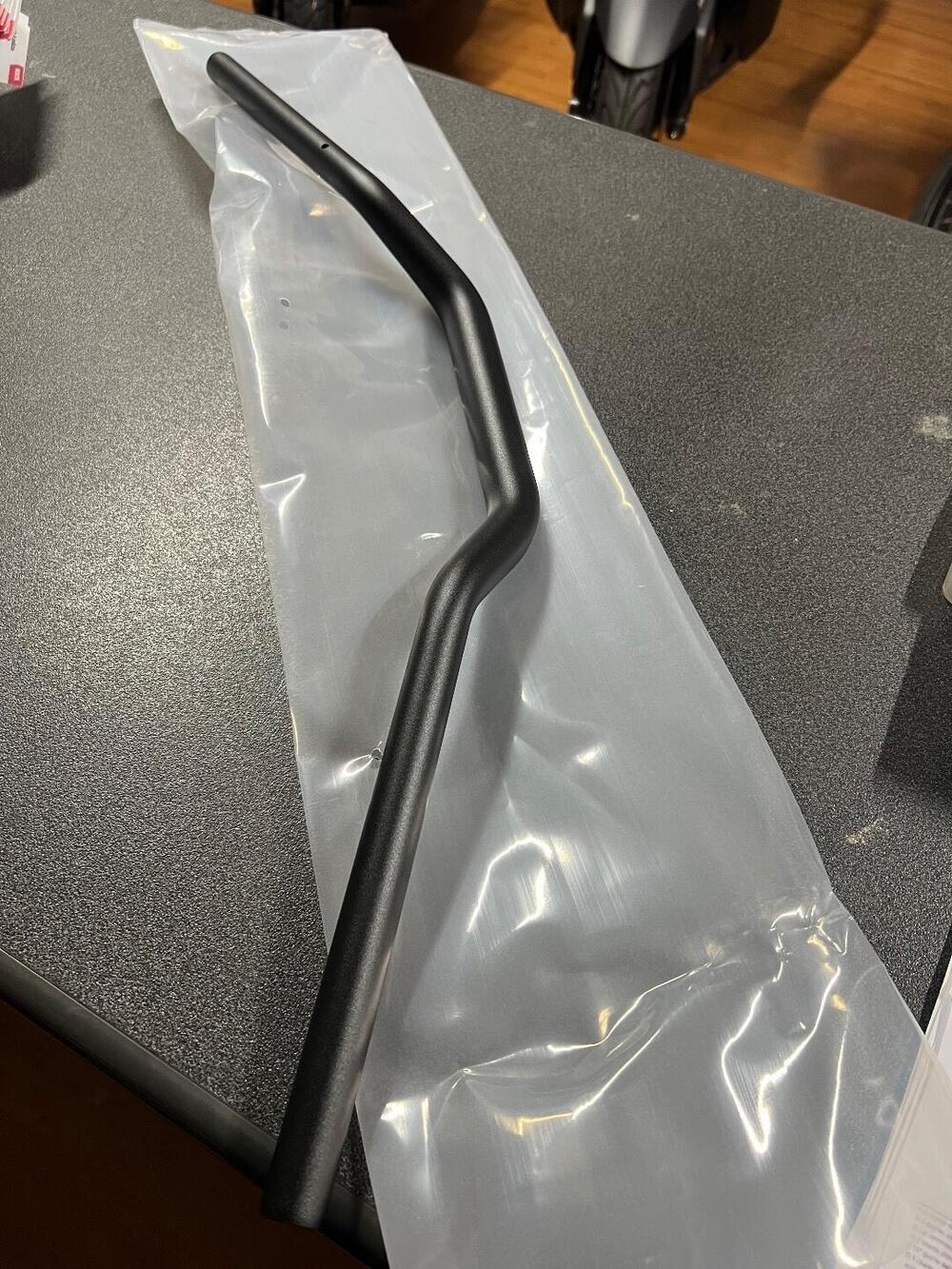 Suzuki Gsx-s Gt manubrio (2)