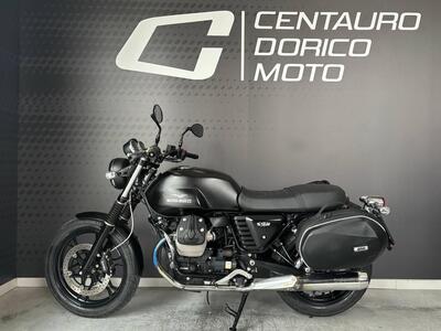 Moto Guzzi V7 Stone (2012 - 15) usata