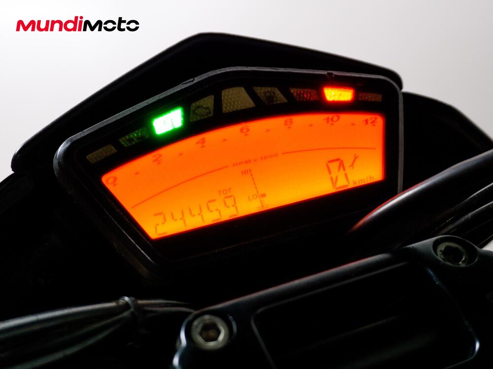 Ducati Hypermotard 796 (2012) (12)