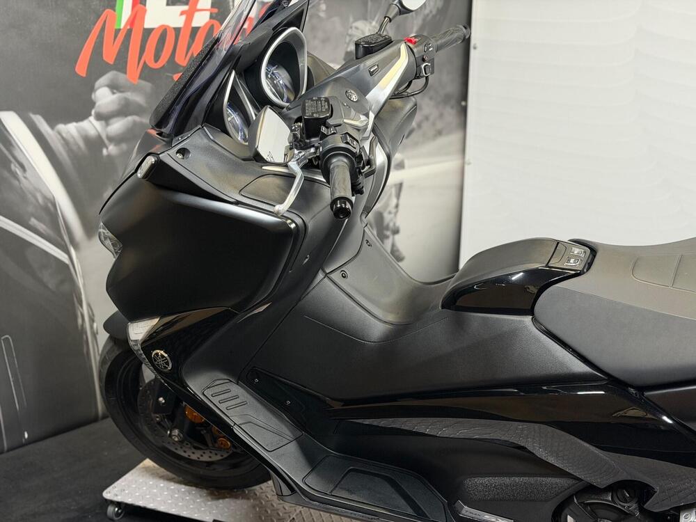 Yamaha T-Max 530 SX (2017 - 19) (9)