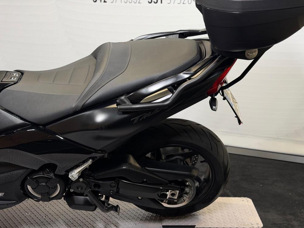 Yamaha T-Max 530 SX (2017 - 19) (11)