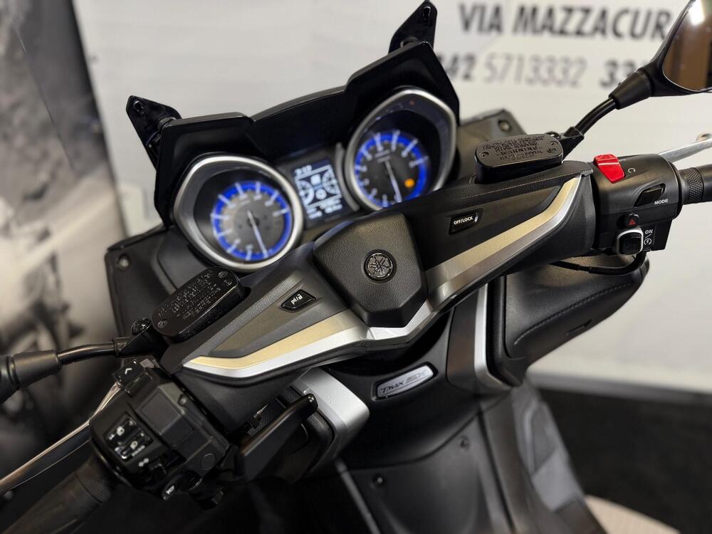 Yamaha T-Max 530 SX (2017 - 19) (15)