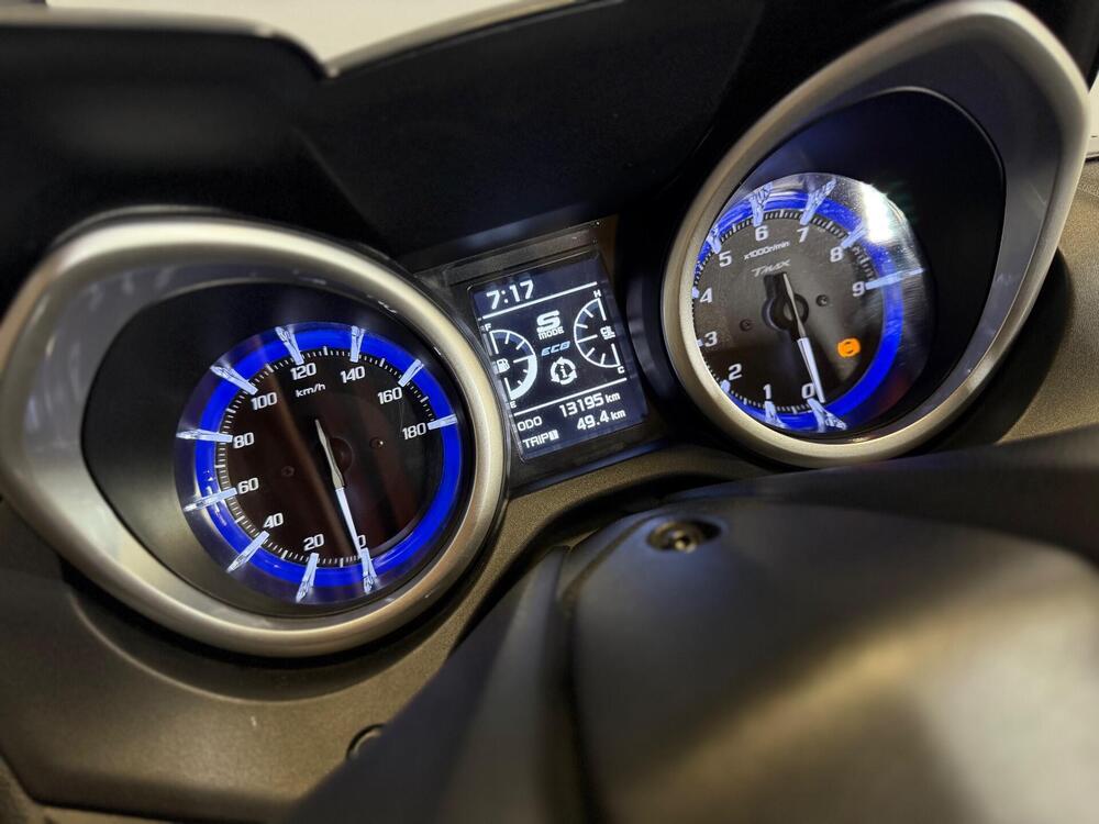 Yamaha T-Max 530 SX (2017 - 19) (16)