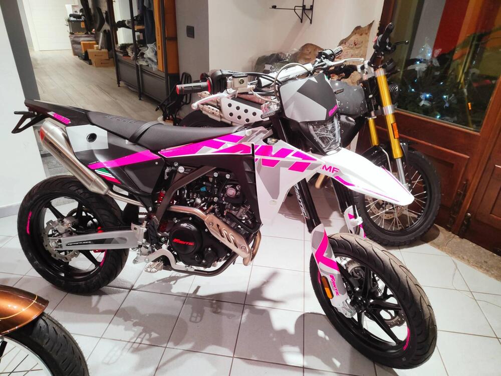 Fantic Motor XMF 125 Performance (2025) (2)