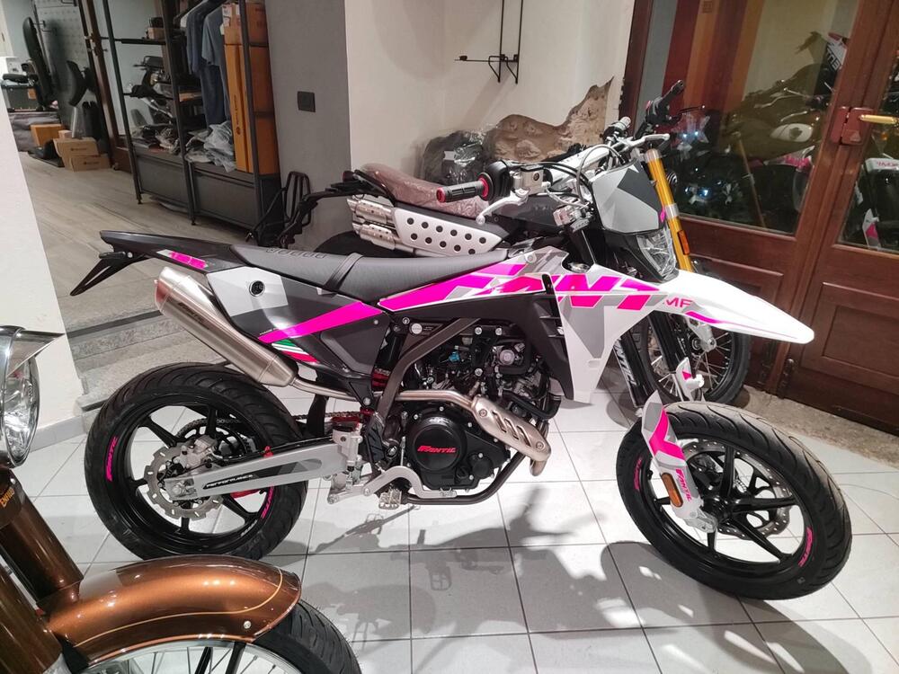 Fantic Motor XMF 125 Performance (2025) (4)