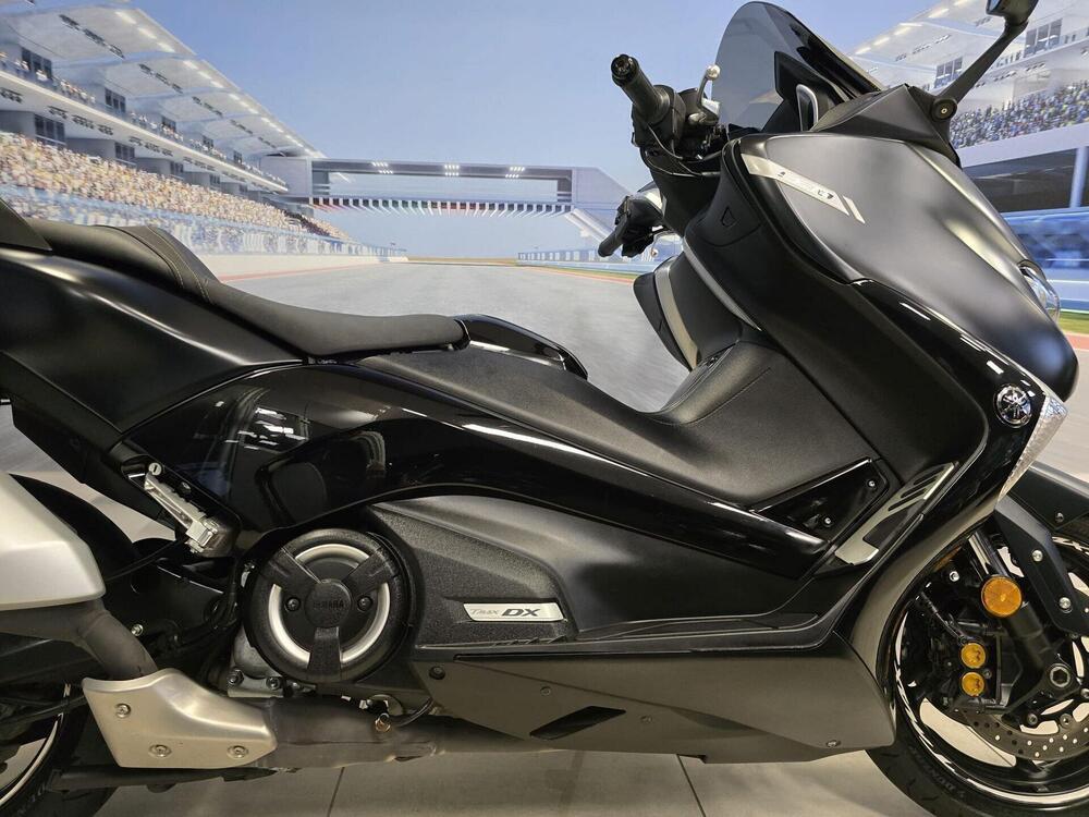 Yamaha T-Max 530 DX (2017 - 19) (11)