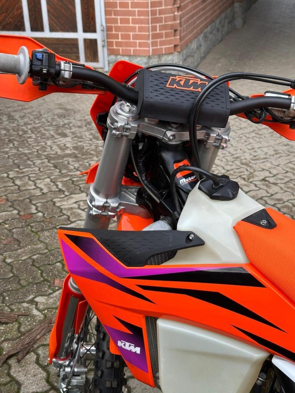 KTM 350 EXC-F (2024) (4)