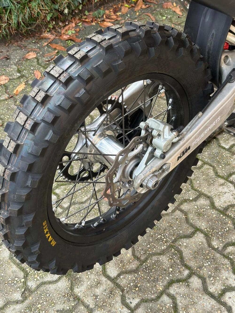 KTM 350 EXC-F (2024) (6)