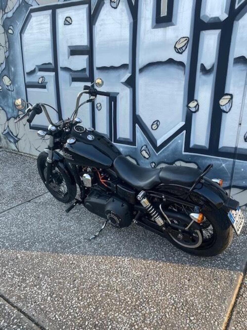 Harley-Davidson 1690 Street Bob (2017) - FXDB (6)